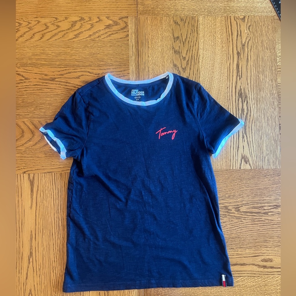 Tommy Hilfiger Blue Short Sleeve Tee small Y2K VTG